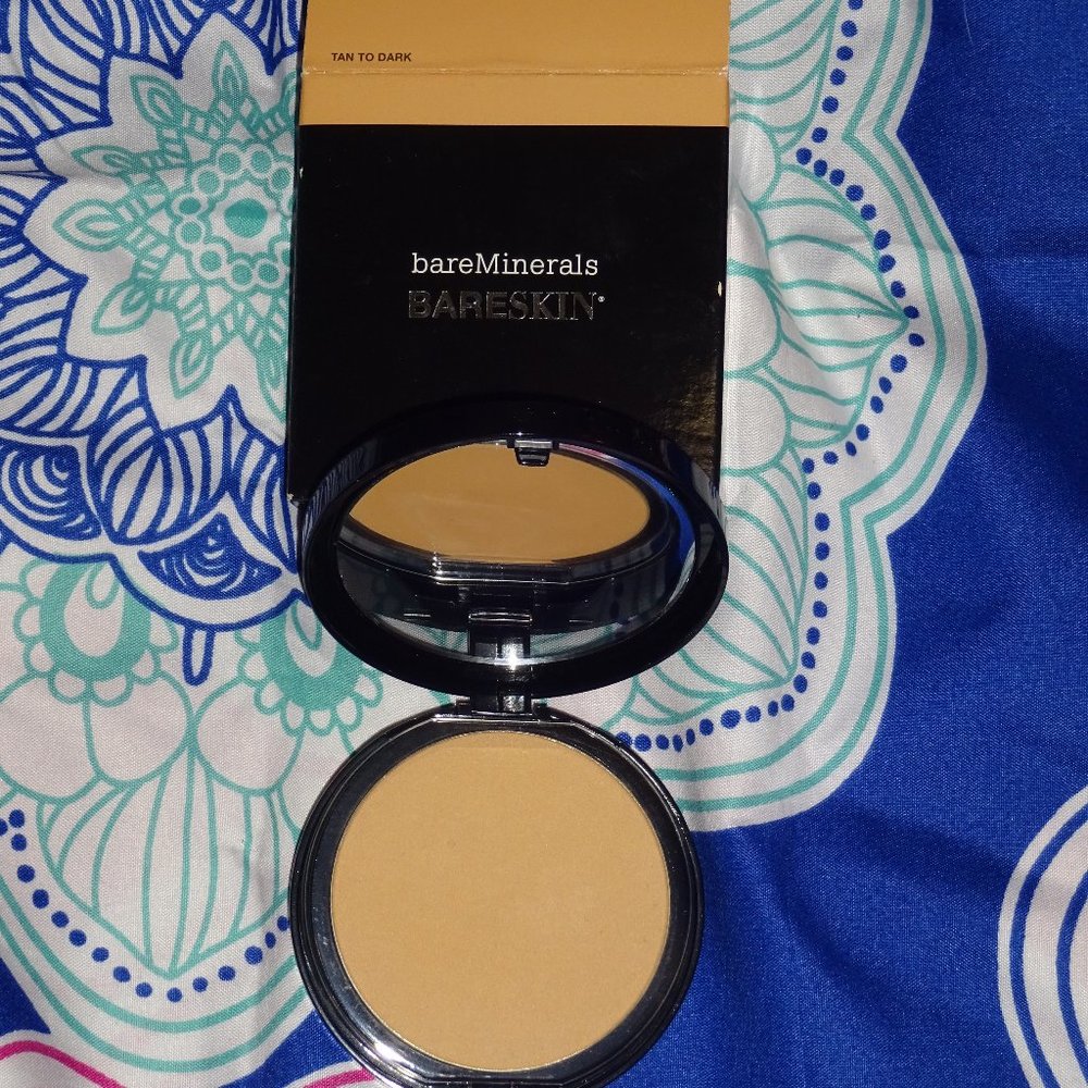 bareMinerals BareSkin Perfecting Veil, Tan to Dark